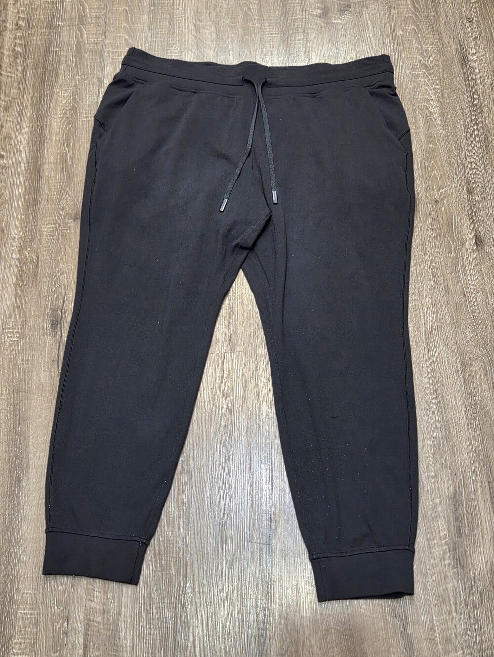 Lululemon Women's Pre-Owned Sweatpants Joggers Black Size 20
